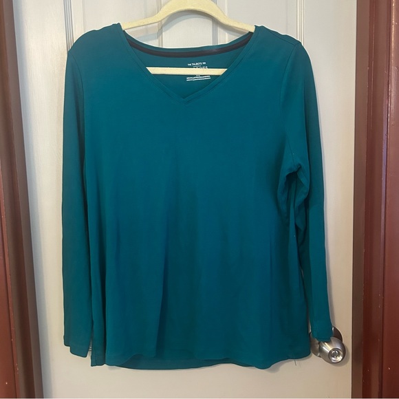 Talbots The Talbots Tee V-Neck Long Sleeve Woman Petite 2XP Green Pima Cotton - Picture 2 of 8